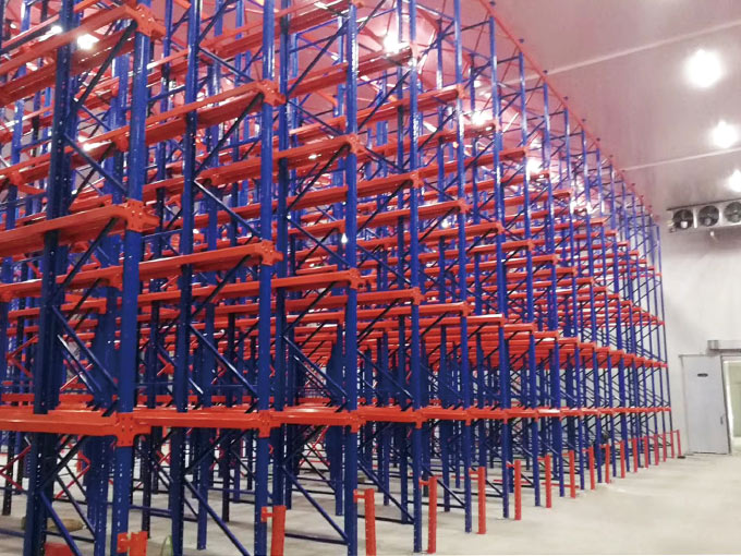 恒溫冷庫(kù)貫通式貨架項(xiàng)目案例